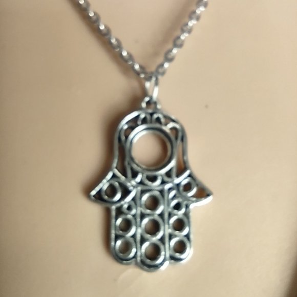 Rag Frog Revival Hamsa Hand pendant necklace 18" - Picture 3 of 4